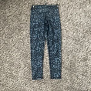 ZYIA stone leopard leggings